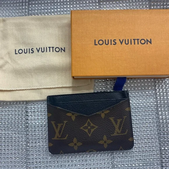 Louis Vuitton Wallet with box and dust bag - Picture 2 of 10